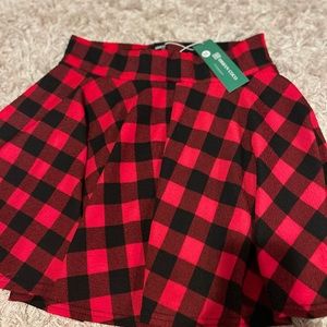 Brand new Amazon skirt